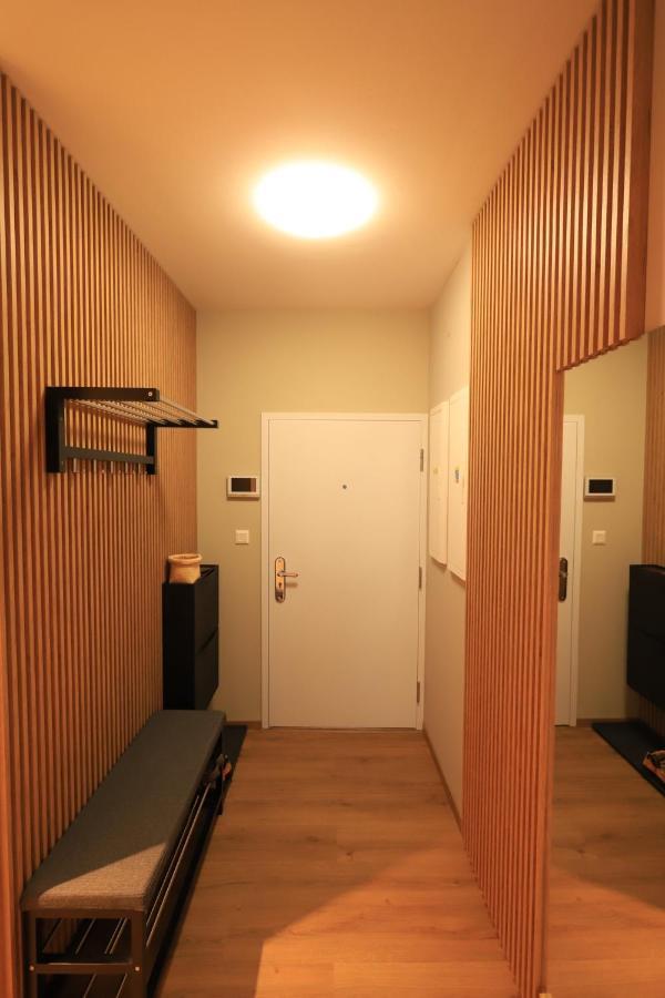 Liptovský Mikuláš Apartman Victory Port מראה חיצוני תמונה