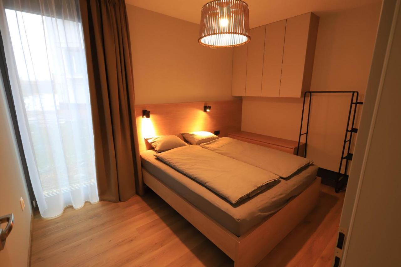 Liptovský Mikuláš Apartman Victory Port מראה חיצוני תמונה